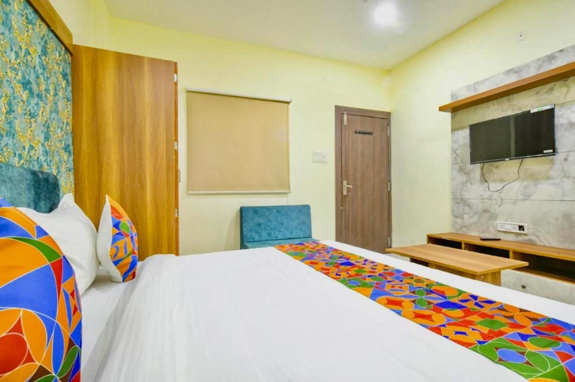 Hotel Olivia Star Taj Tajganj ภายนอก รูปภาพ